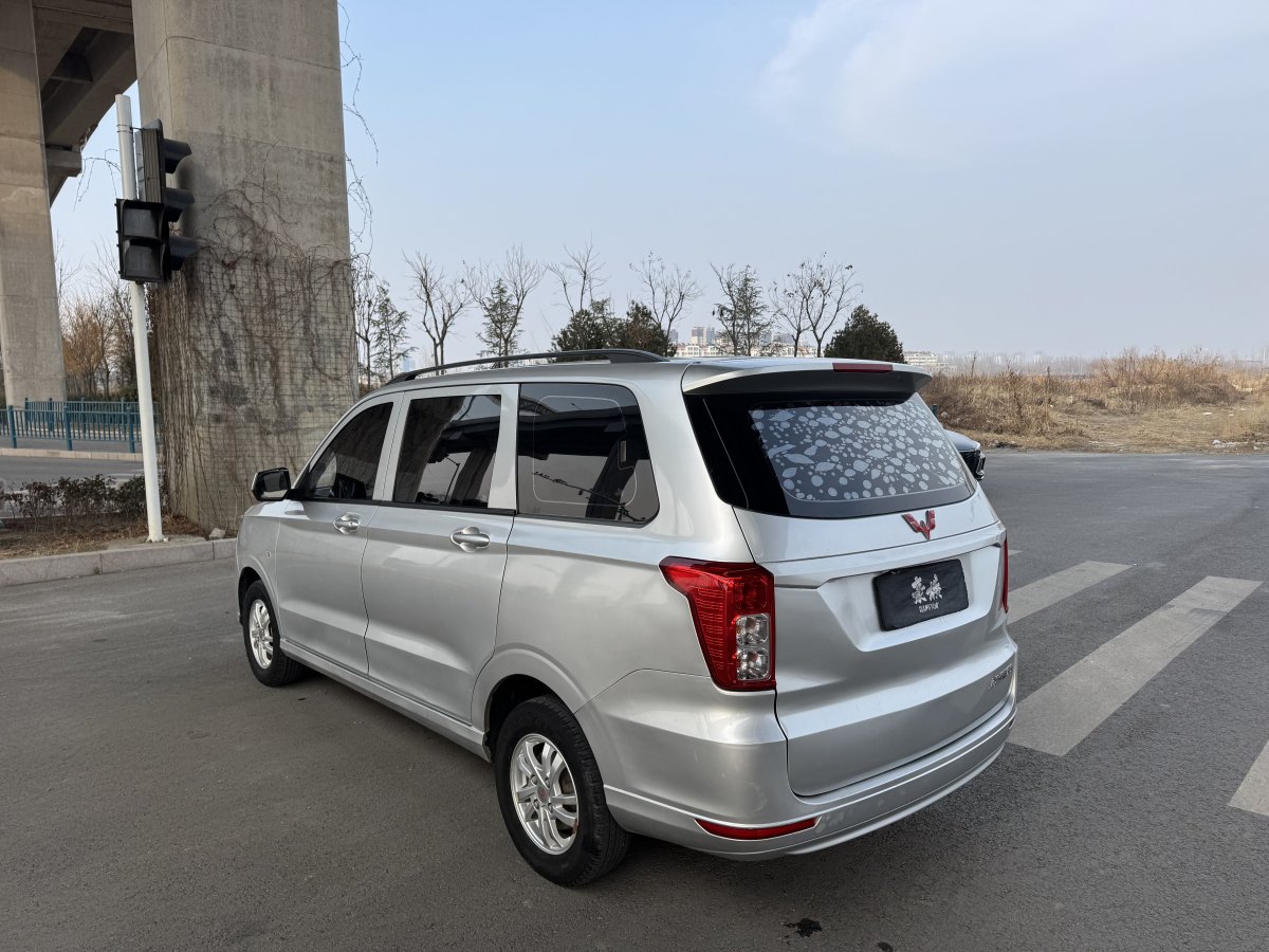 五菱 五菱宏光  2019款 1.5L S舒適型國VI LAR圖片
