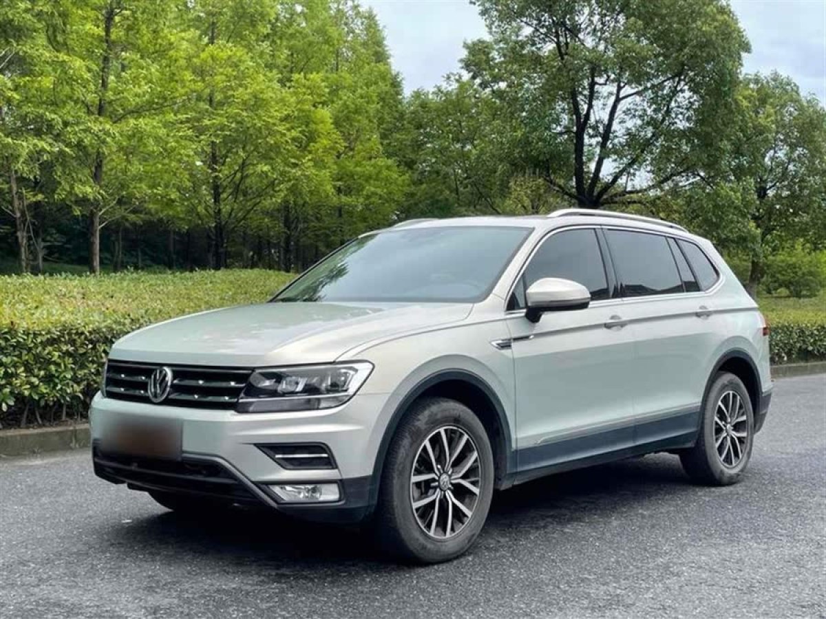 大眾 途觀L  2018款 改款 330TSI 自動兩驅(qū)豪華版圖片