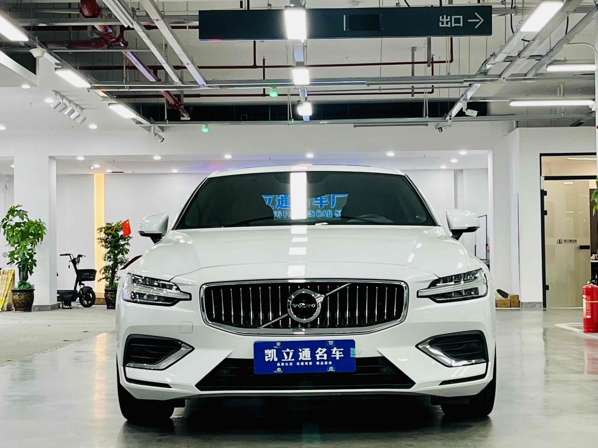 沃爾沃 S60L  2022款 B4 智遠豪華版圖片