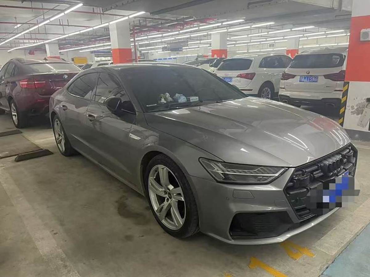 奧迪 奧迪A7L  2024款 45TFSI quattro S-line 見遠型 流晶套裝圖片