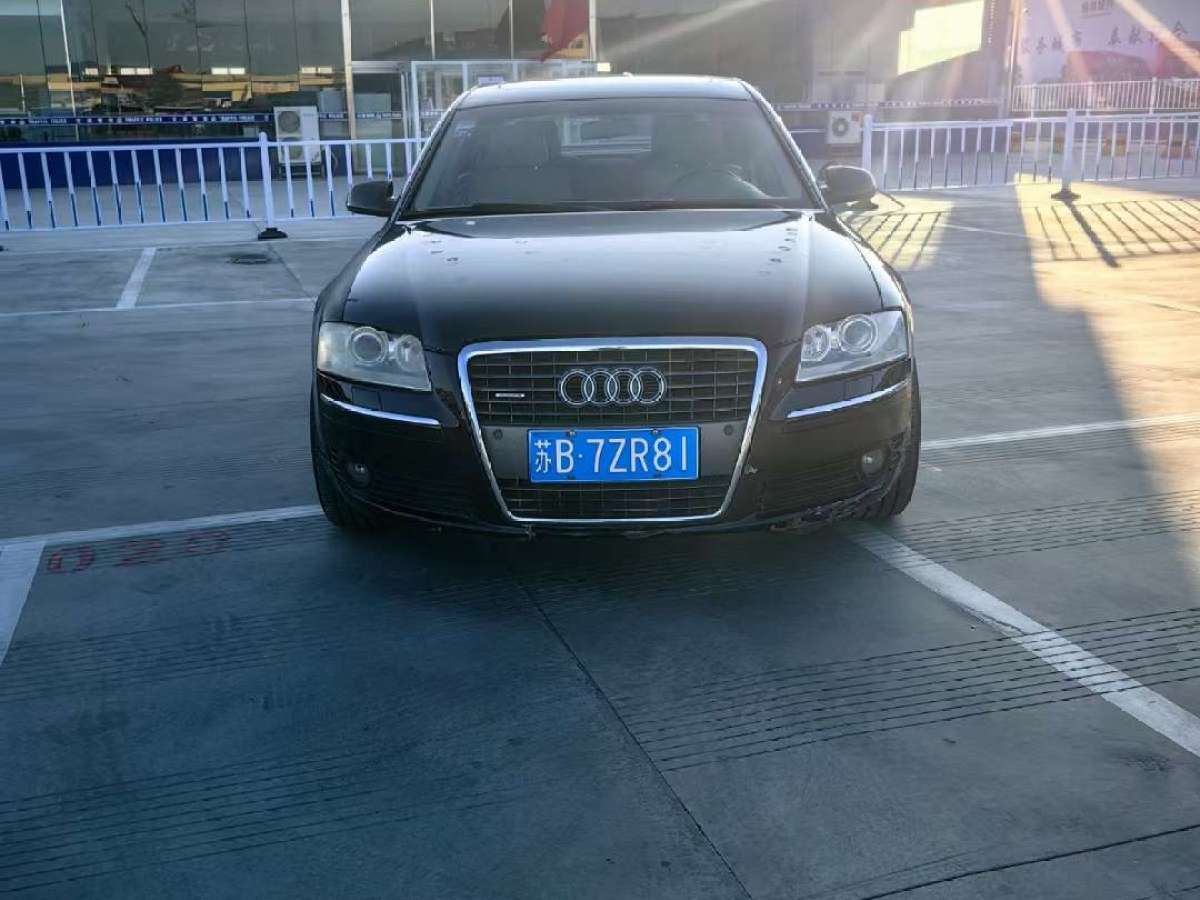 奧迪 奧迪A8  2007款 A8L 3.2 FSI 標(biāo)準(zhǔn)型圖片