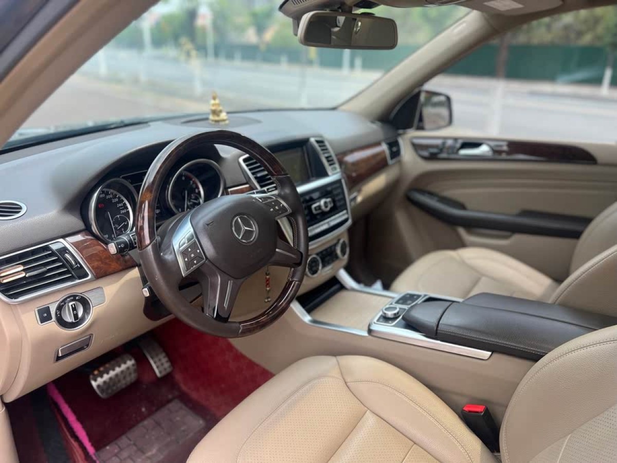 奔馳 奔馳M級  2012款 ML 350 動感型圖片