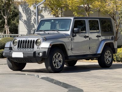 2016年5月 Jeep 牧馬人(進(jìn)口) 2.8TD Sahara 四門舒享版圖片