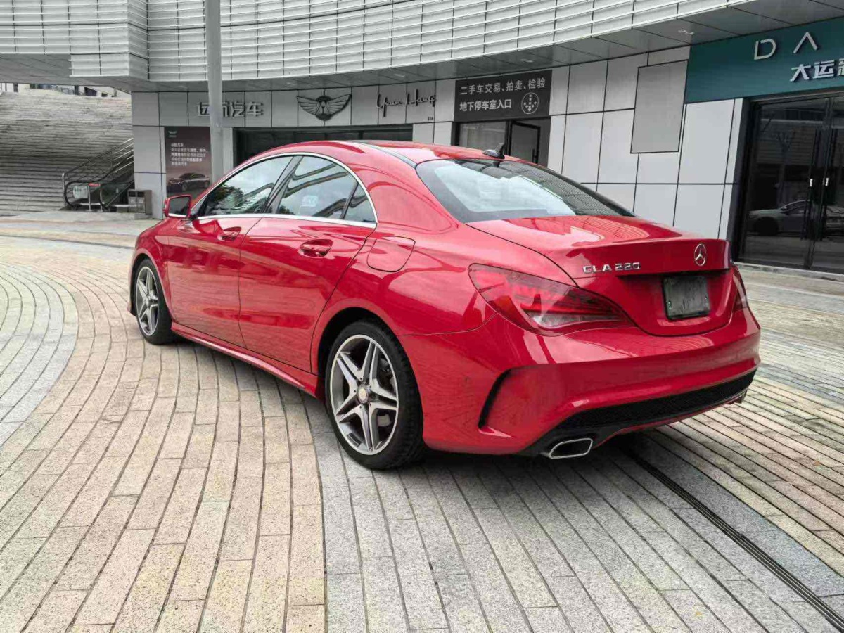 2015年8月奔馳 奔馳CLA級  2016款 改款 CLA 220 4MATIC