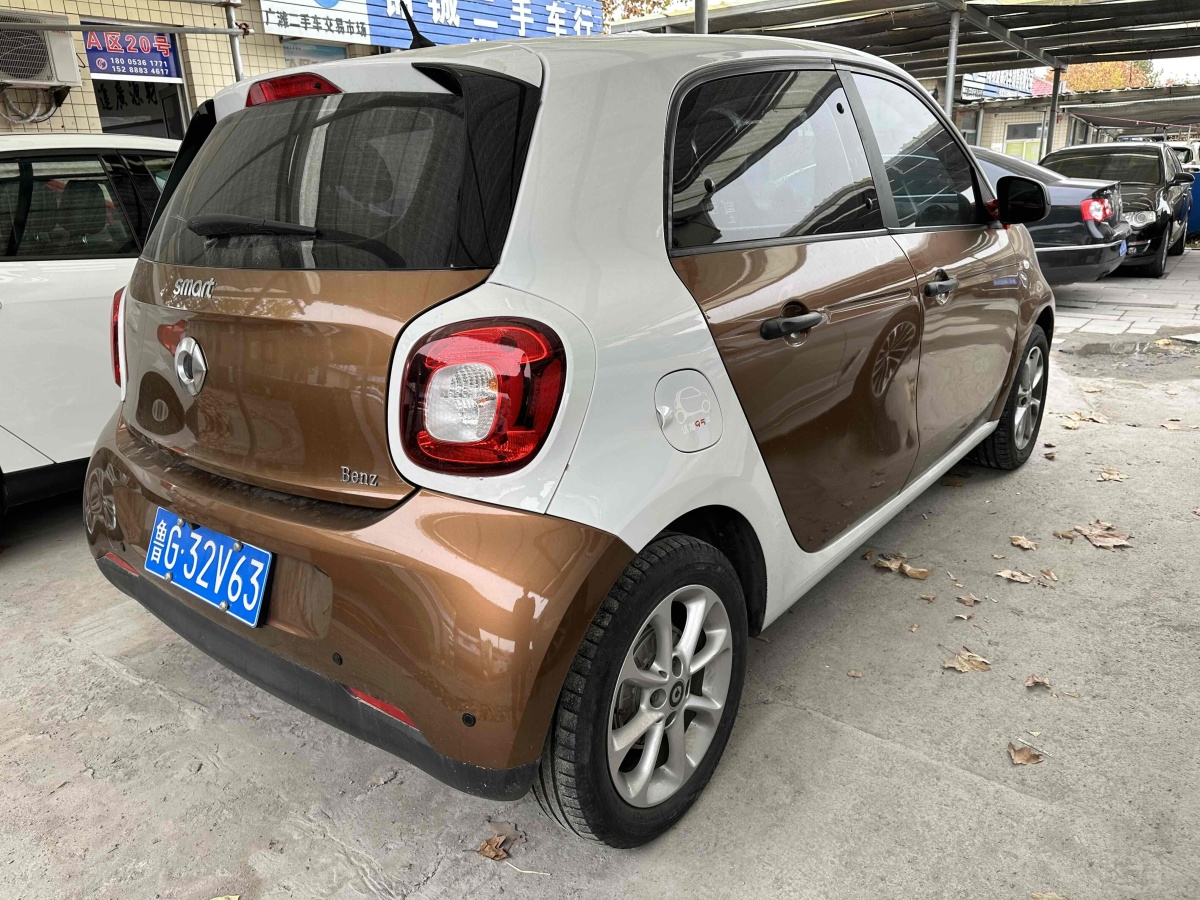 smart forfour  2016款 1.0L 52千瓦靈動版圖片