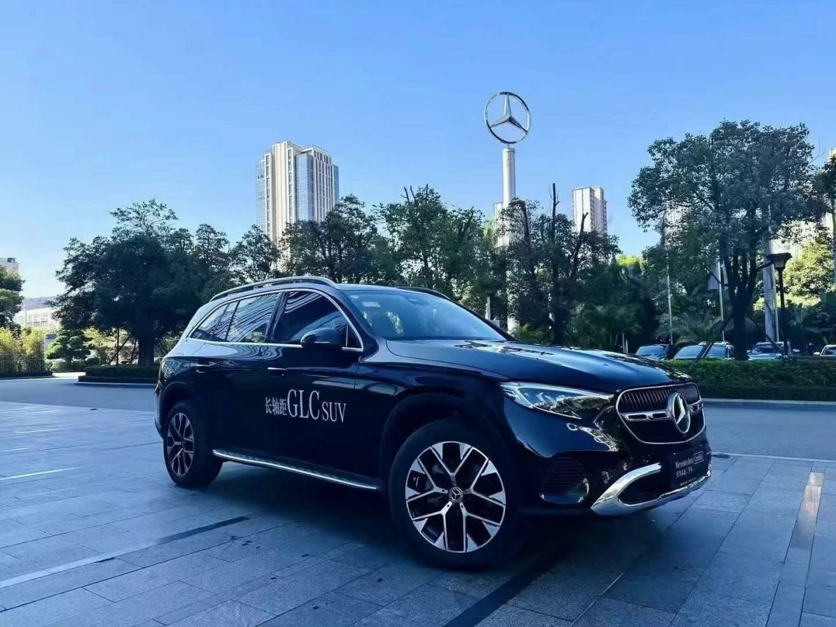 奔馳 奔馳GLC  2023款 GLC 300 4MATIC 轎跑SUV圖片