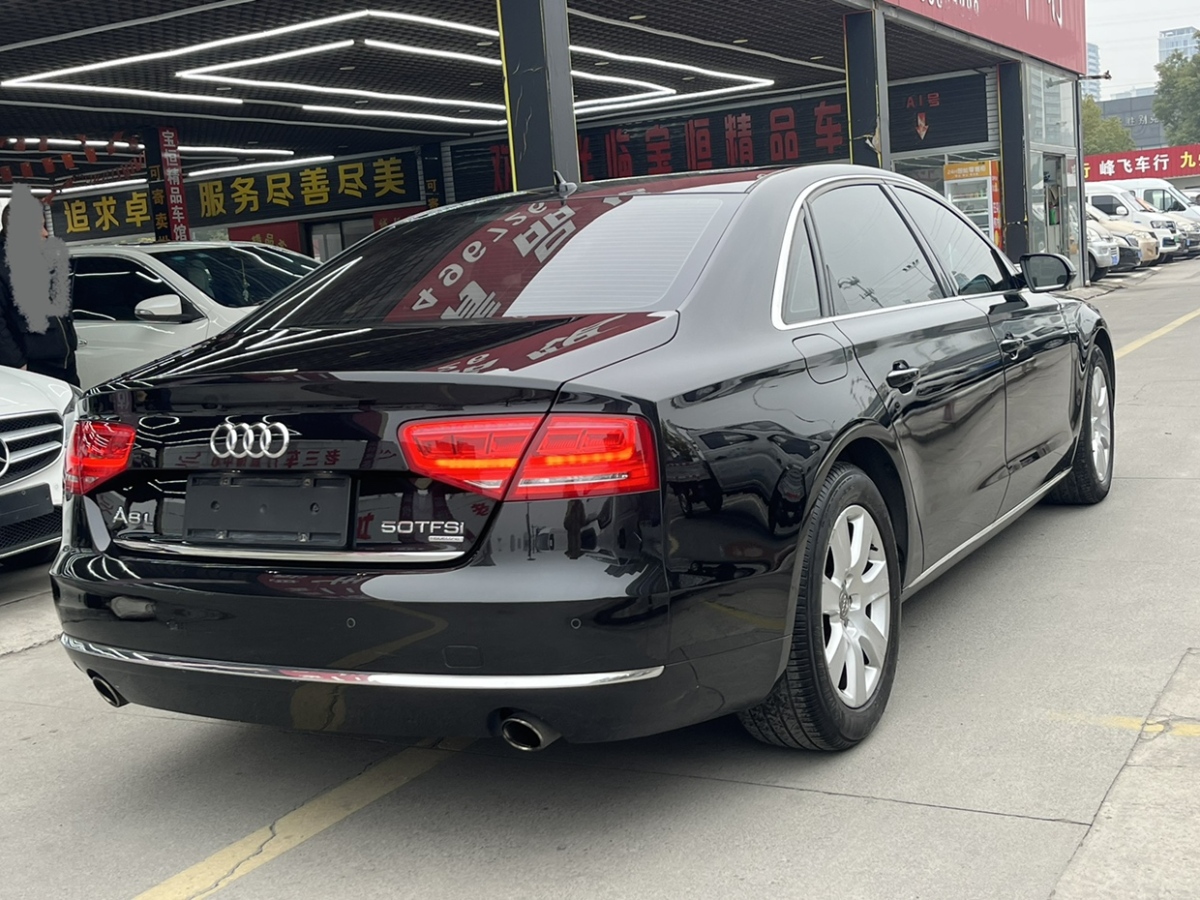 2014年8月奧迪 奧迪A8  2013款 A8L 45 TFSI quattro舒適型