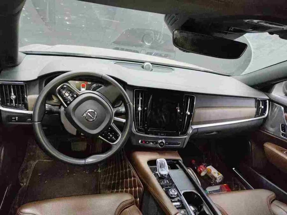 沃爾沃 S90  2025款 B5 智雅豪華版圖片