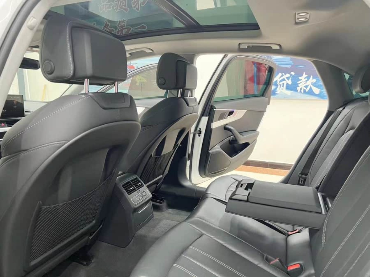 奧迪 奧迪A4L  2020款 40 TFSI 豪華動(dòng)感型圖片