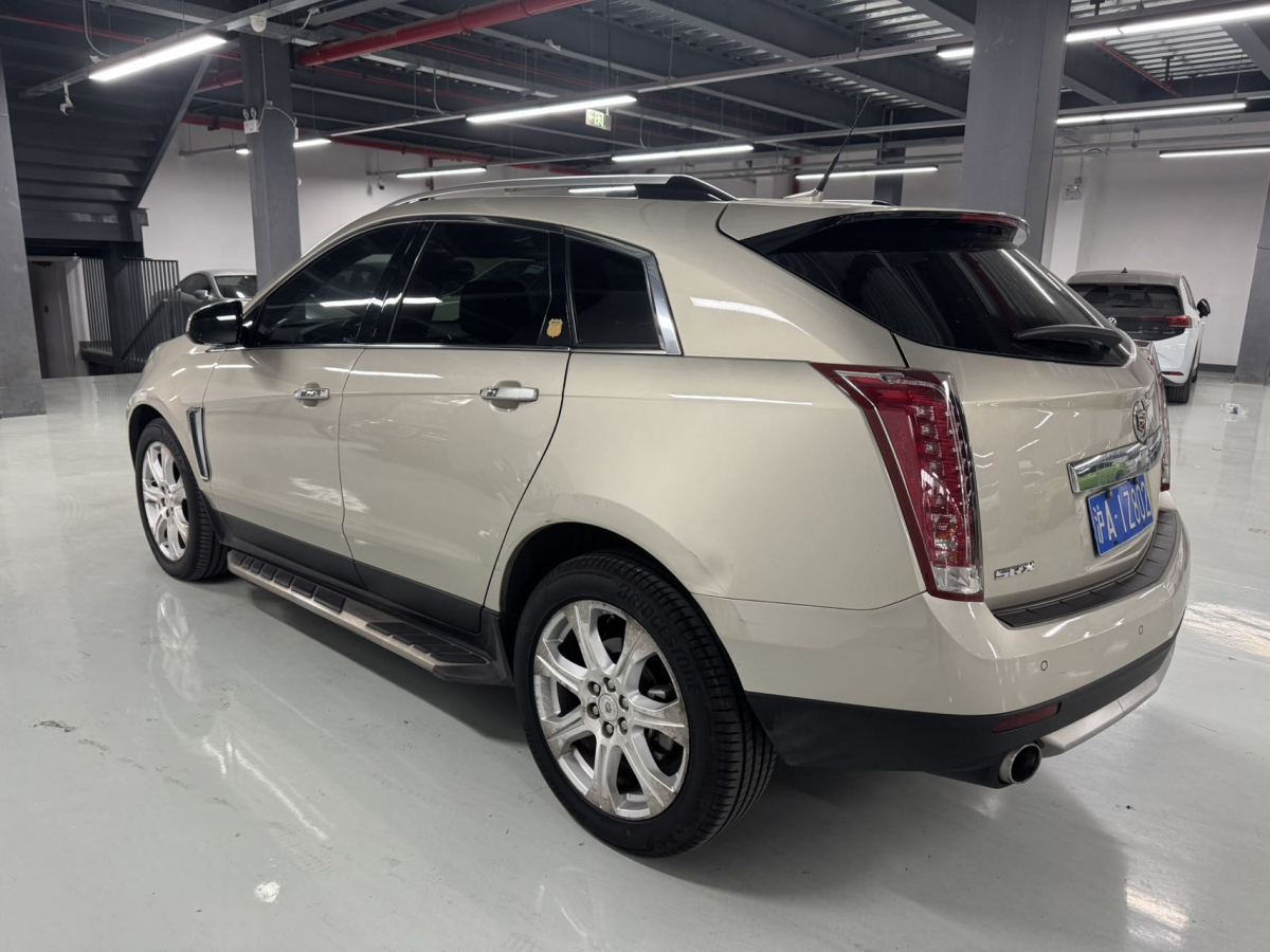 凱迪拉克 SRX  2012款 3.0L 領(lǐng)先型圖片