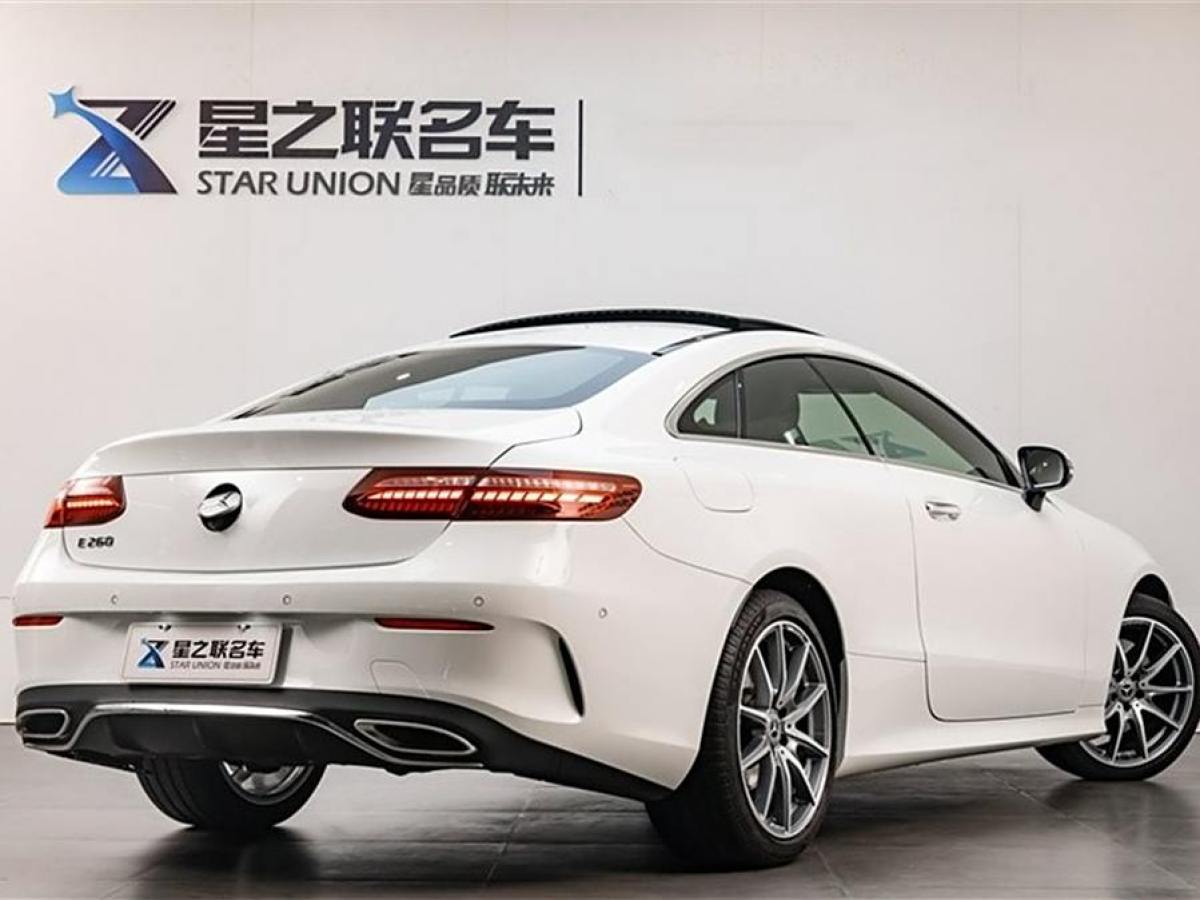 奔馳 奔馳E級(jí)  2021款 改款 E 260 轎跑車(chē)圖片