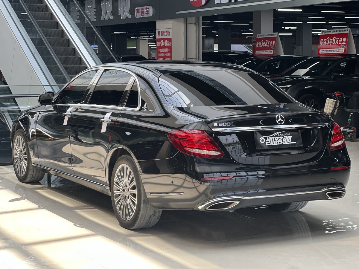 奔馳 奔馳E級(jí)  2020款 E 300 L 豪華型圖片