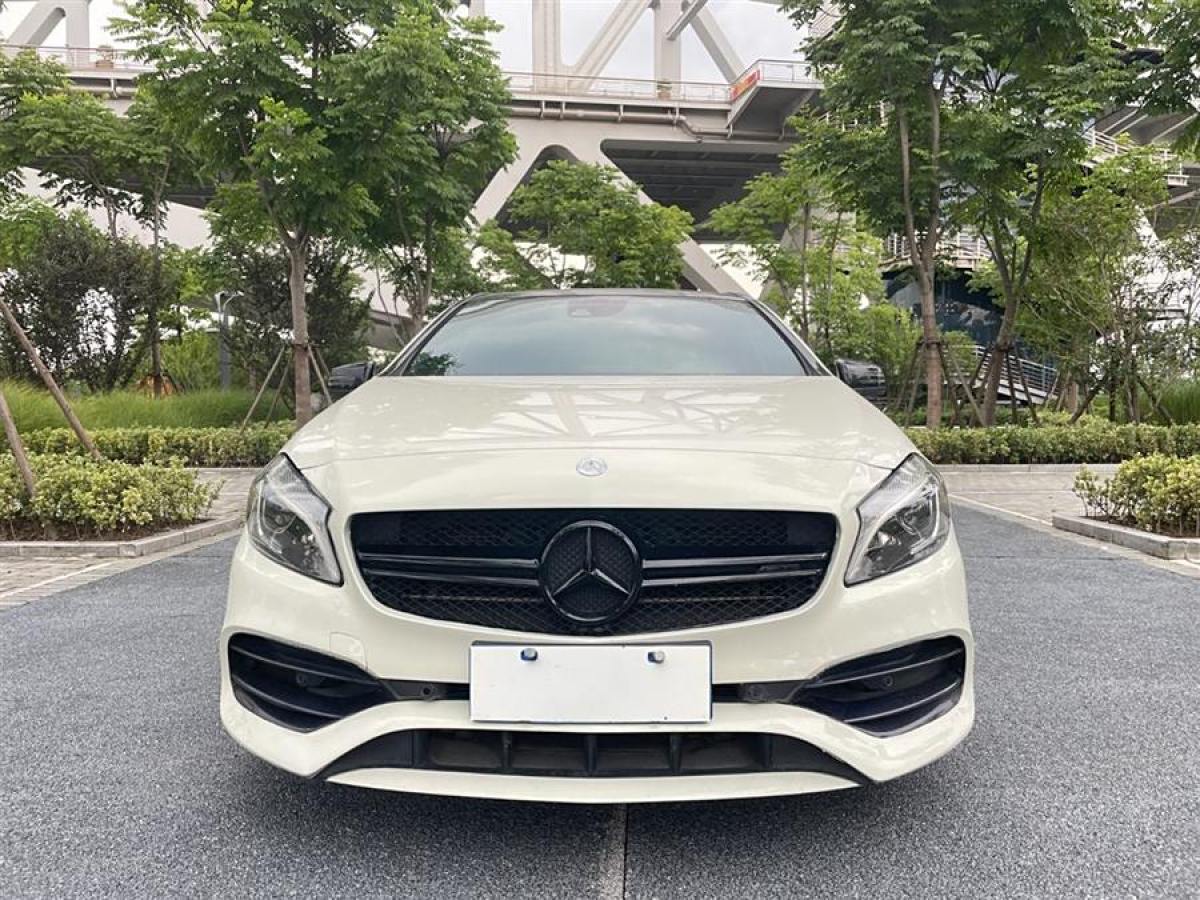 奔馳 奔馳A級(jí)AMG  2016款 AMG A 45 4MATIC圖片