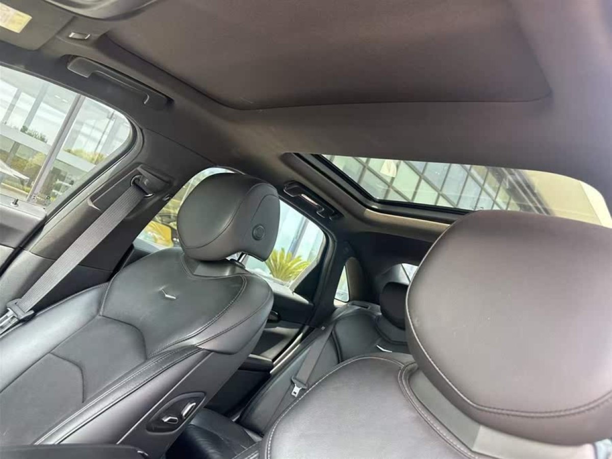 凱迪拉克 CT6  2019款 28T 豪華型圖片