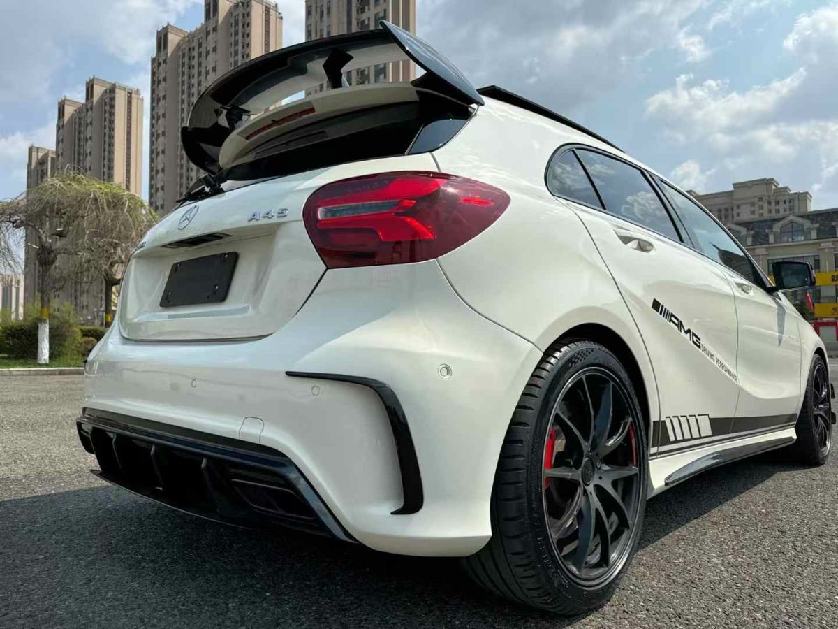 奔馳 奔馳A級AMG  2023款 AMG A 35 4MATIC圖片