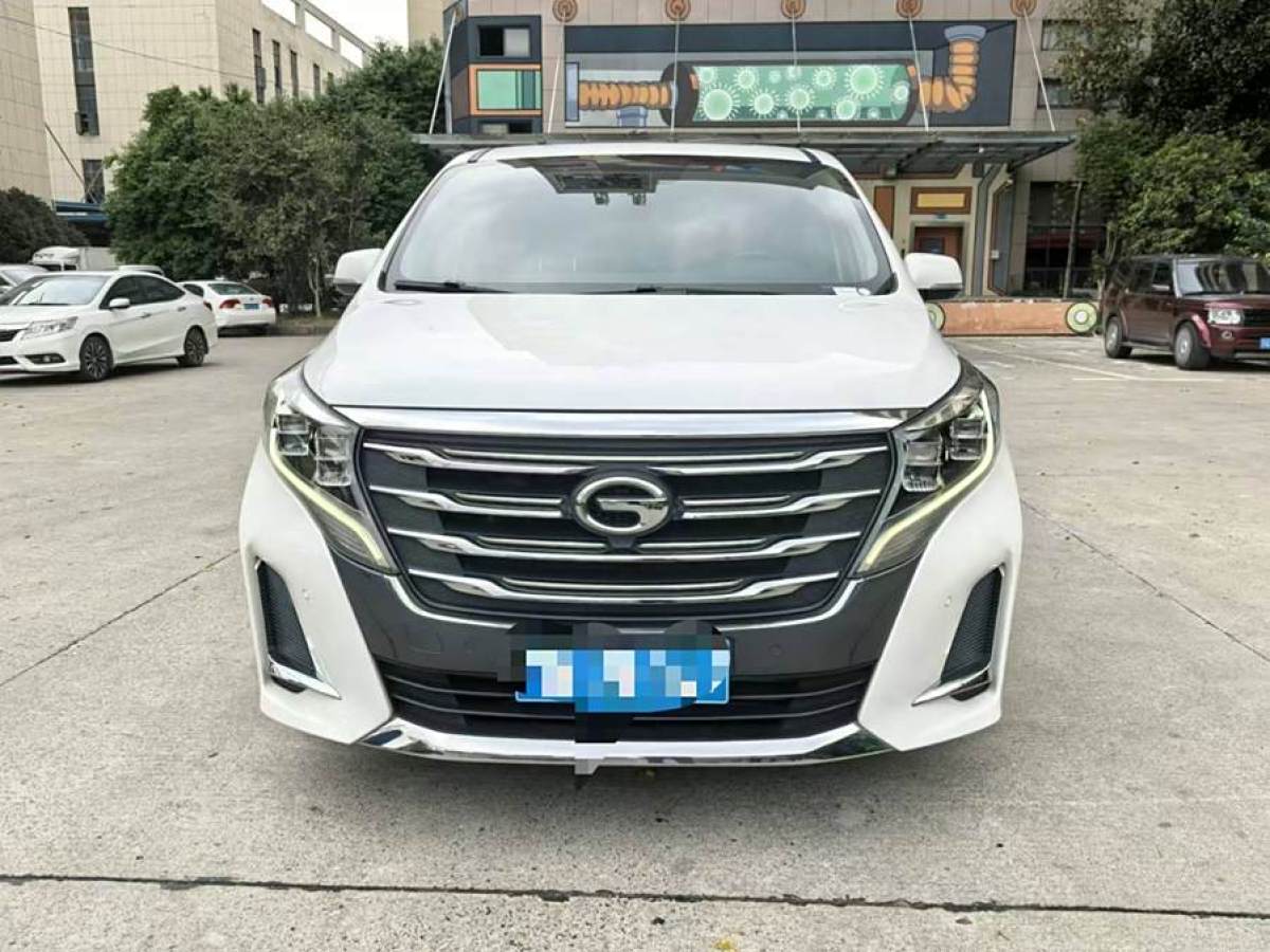 廣汽傳祺 M8  2020款 領(lǐng)航款 390T 尊貴版圖片