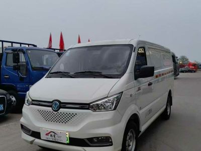 2023年9月 東風(fēng) 御風(fēng) V9+ 2.0T 手動前驅(qū)多功能中軸中頂7座圖片