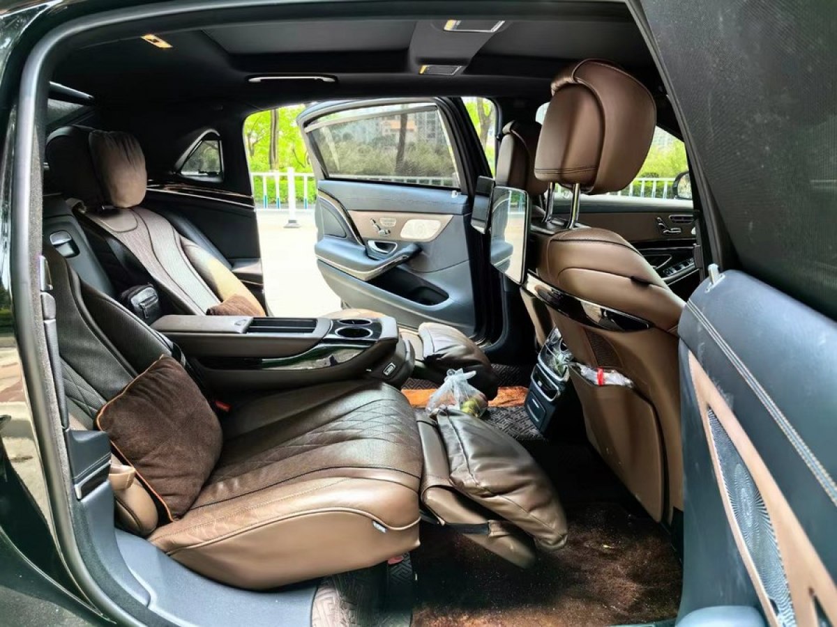 2018年7月奔驰 迈巴赫S级  2019款  改款 S 450 4MATIC