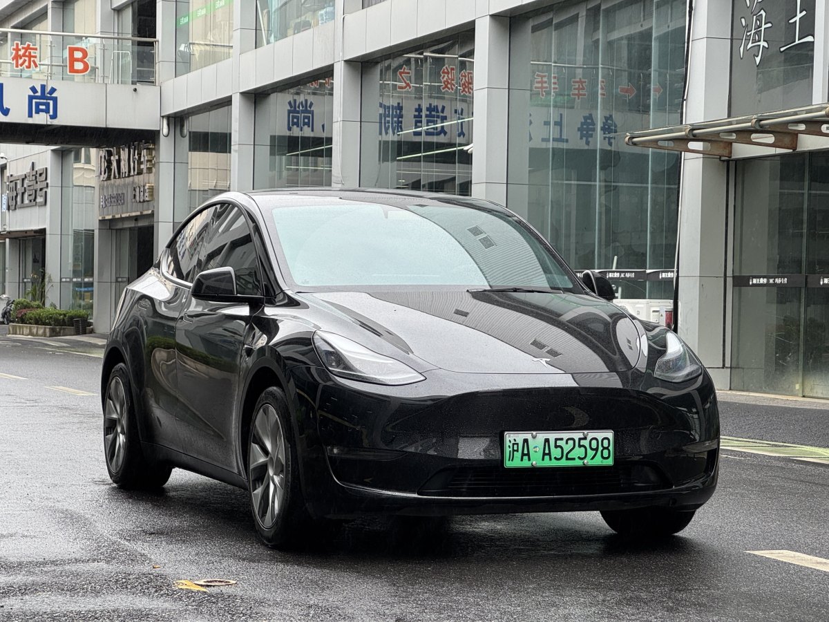 2021年9月特斯拉 Model Y  2021款 改款 標(biāo)準(zhǔn)續(xù)航后驅(qū)升級版