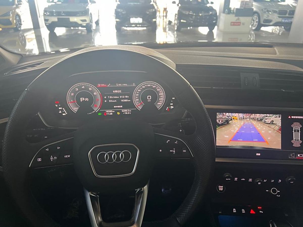 奧迪 奧迪Q3 Sportback  2023款 40 TFSI RS套件燃速型圖片