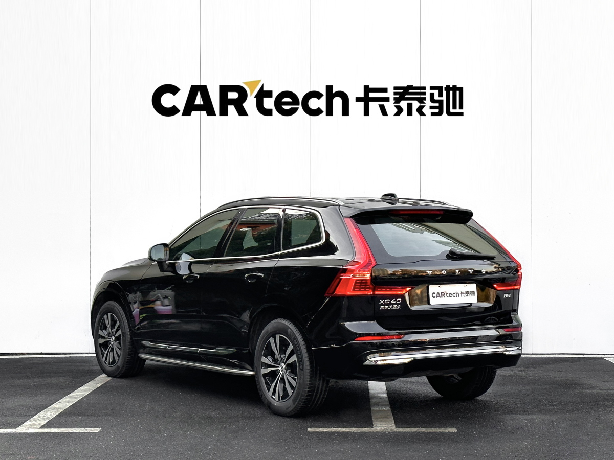 沃爾沃 XC60  2023款 B5 四驅(qū)智逸豪華版圖片