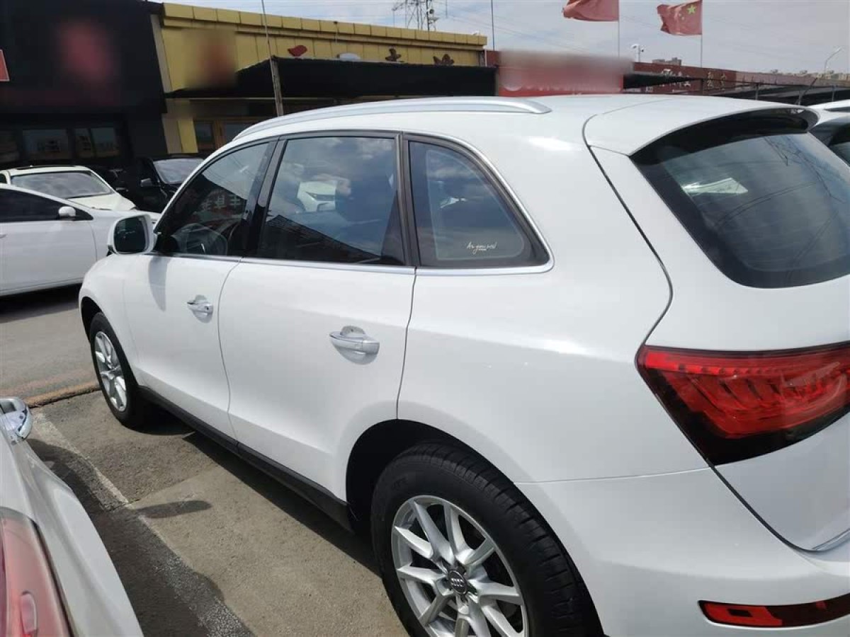 奧迪 奧迪Q5  2016款 40 TFSI 進(jìn)取型圖片
