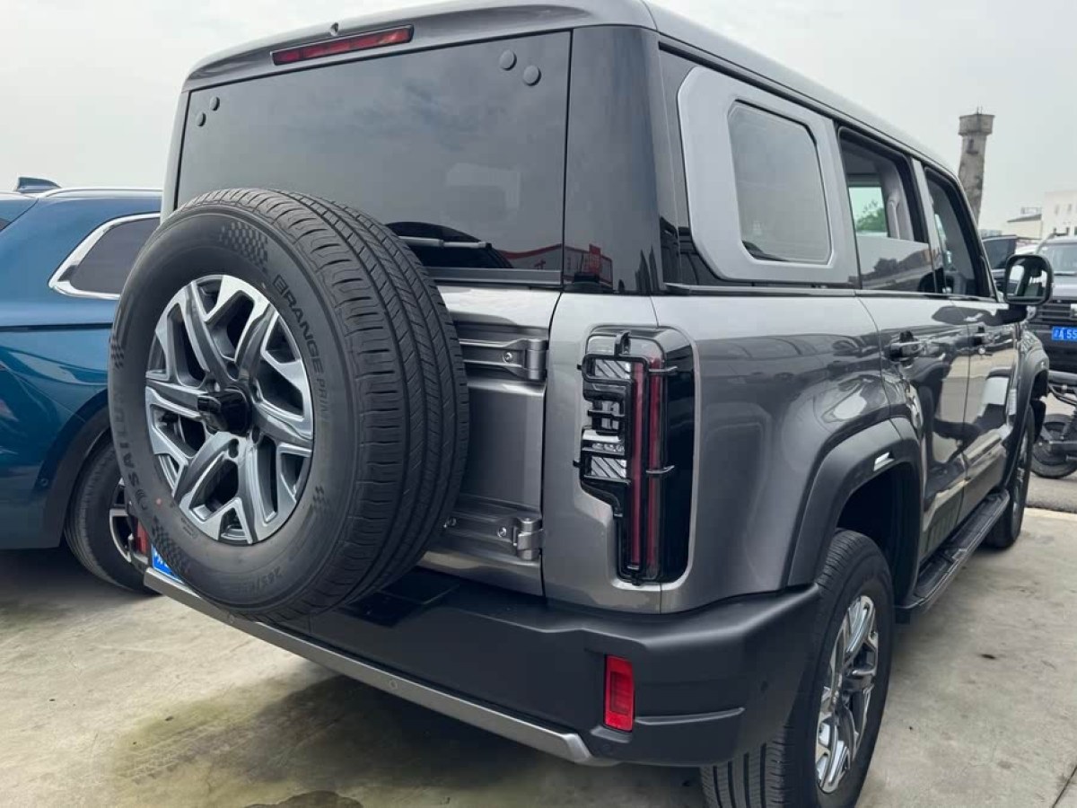 北京 BJ40  2024款 2.0T 城市獵人版 俠客型圖片