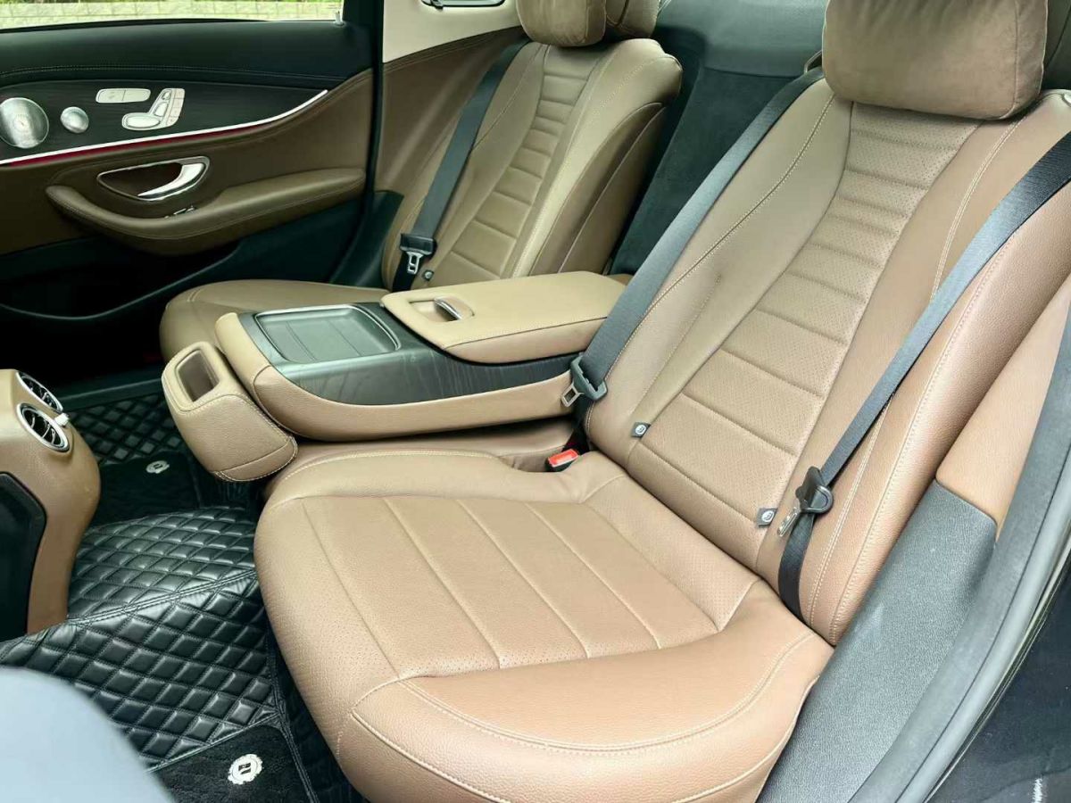 奔馳 奔馳E級  2020款 E 350 L 運動型 4MATIC圖片