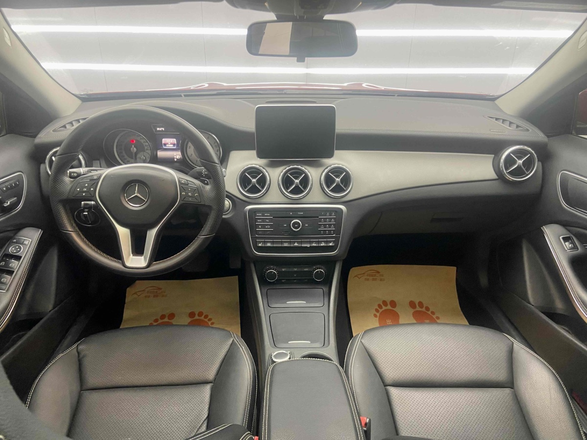 奔馳 奔馳GLA  2016款 GLA 220 4MATIC 時尚型圖片