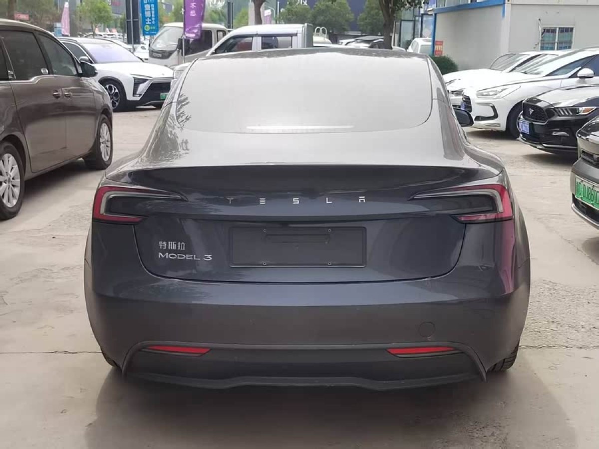 特斯拉 Model 3  2023款 煥新版 后輪驅(qū)動(dòng)圖片