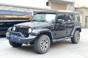 牧馬人 Jeep 3.0L Sahara 四門舒享版