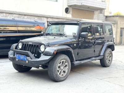 2017年09月 Jeep 牧馬人(進(jìn)口) 3.0L Sahara 四門舒享版圖片