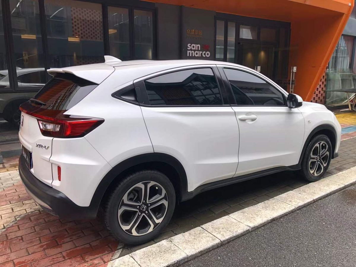 本田 CR-V  2021款 銳?混動(dòng) 2.0L 兩驅(qū)凈行版圖片