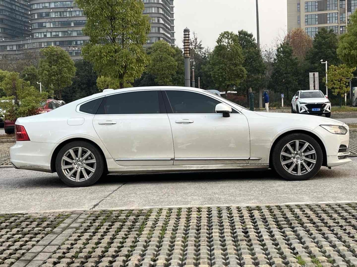 沃爾沃 S90  2020款 改款 T5 智遠豪華版圖片