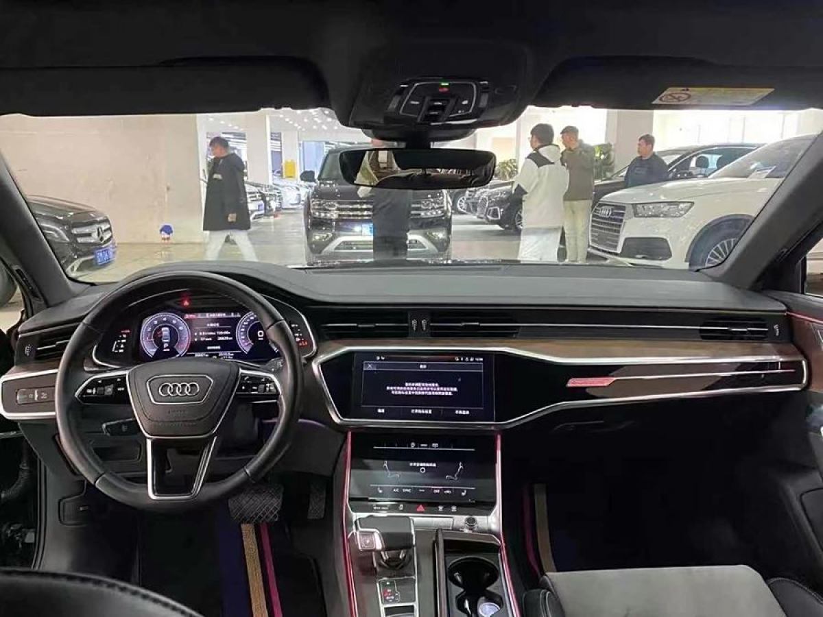 奧迪 奧迪A6L  2023款 改款 45 TFSI quattro 臻選動感型圖片