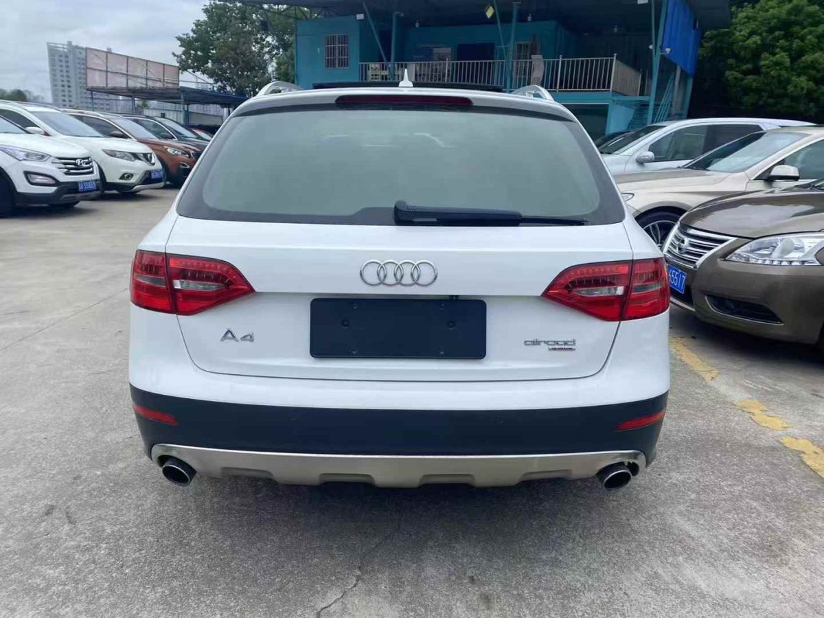 奧迪 奧迪A4L  2015款 A4L 1.8TFSI 30TFSI 舒適型圖片