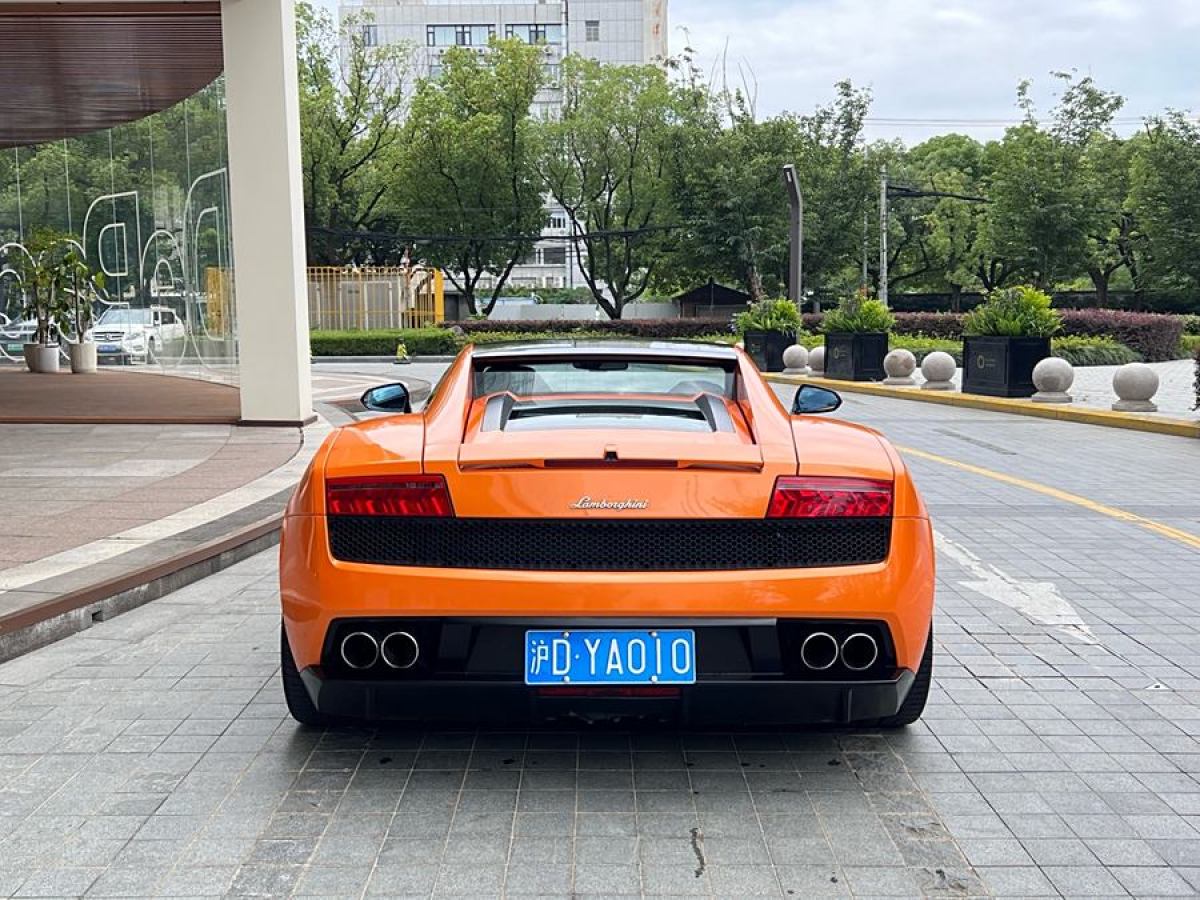 蘭博基尼 Gallardo  2010款 LP 550-2 標(biāo)準(zhǔn)版圖片