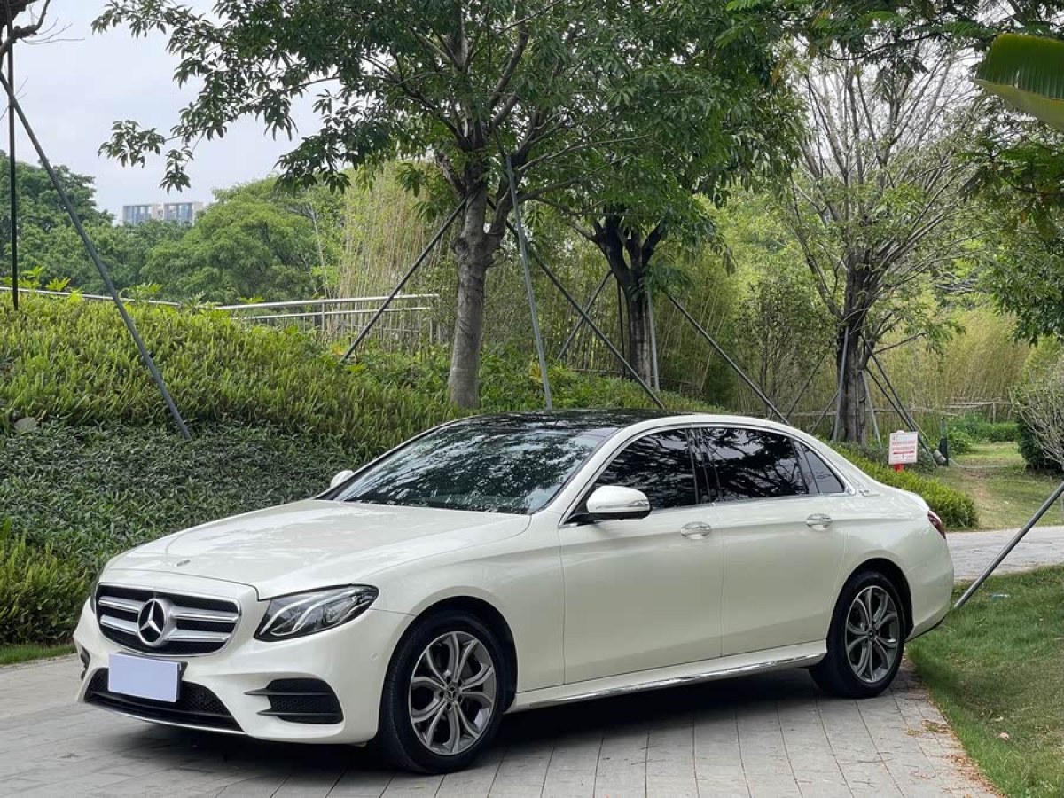 奔馳 奔馳E級  2020款 改款 E 300 L 運(yùn)動時(shí)尚型圖片
