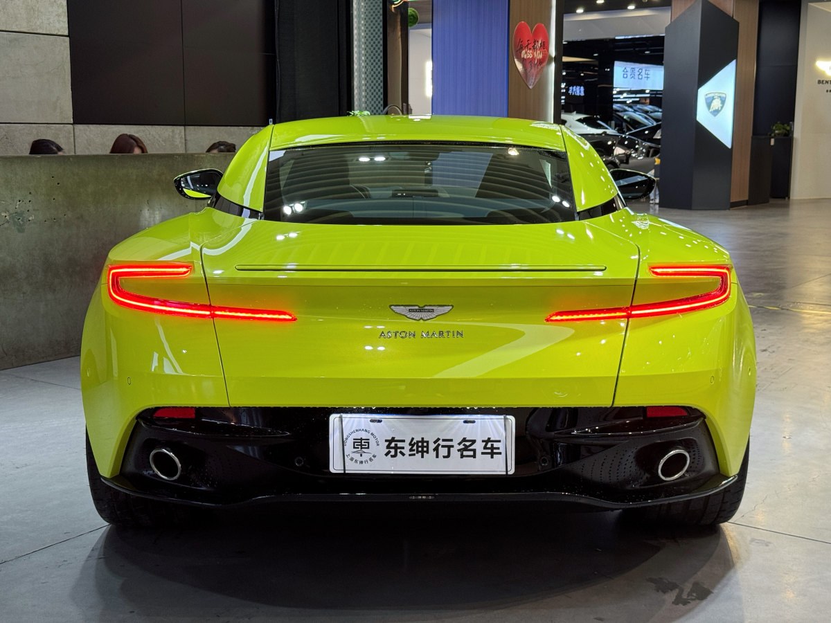 阿斯頓·馬丁 阿斯頓?馬丁DB11  2019款 4.0T V8 Coupe圖片