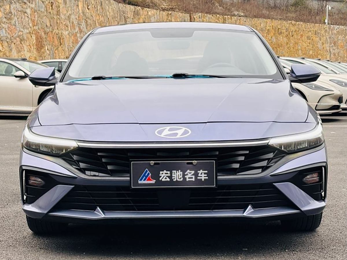 現(xiàn)代 伊蘭特  2023款 1.5L CVT GLX精英版圖片