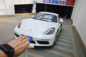 718 保時(shí)捷 Boxster Style Edition 2.0T