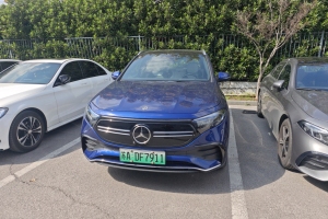 奔驰EQA 奔驰 EQA 300 4MATIC 首发特别版