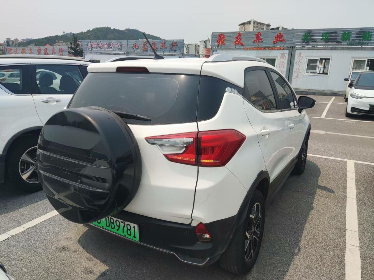 比亞迪 元 圖片