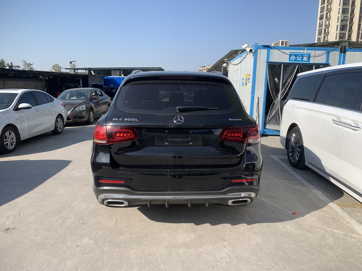 奔馳 奔馳GLC  2018款 改款 GLC 300 4MATIC 動感型圖片