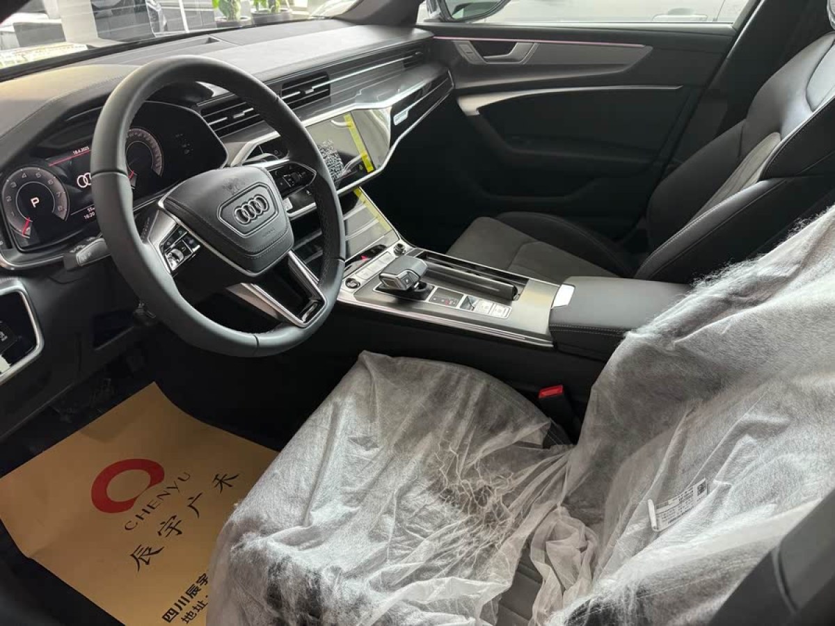 奧迪 奧迪A6L  2024款 45 TFSI 臻選動(dòng)感型圖片