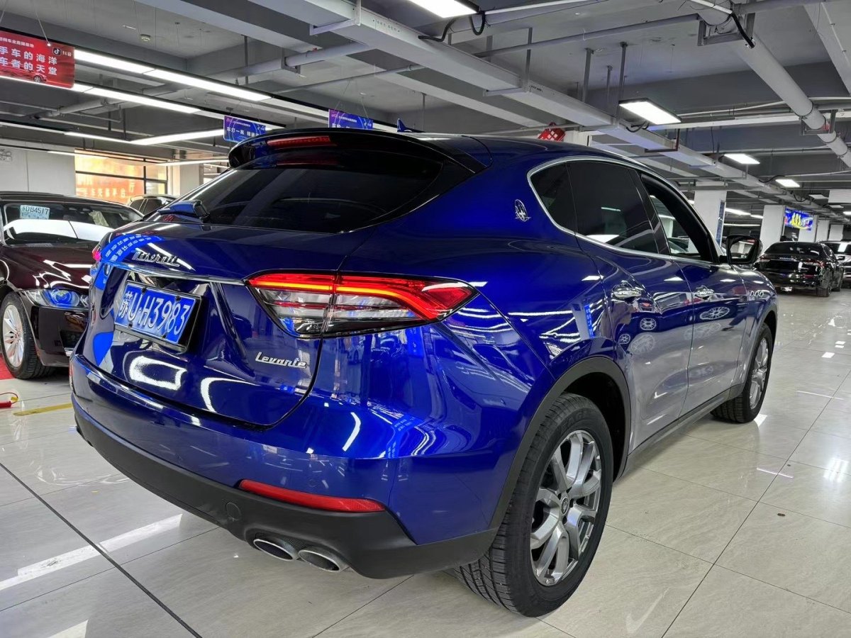 玛莎拉蒂 Levante  2021款 3.0T 标准版图片