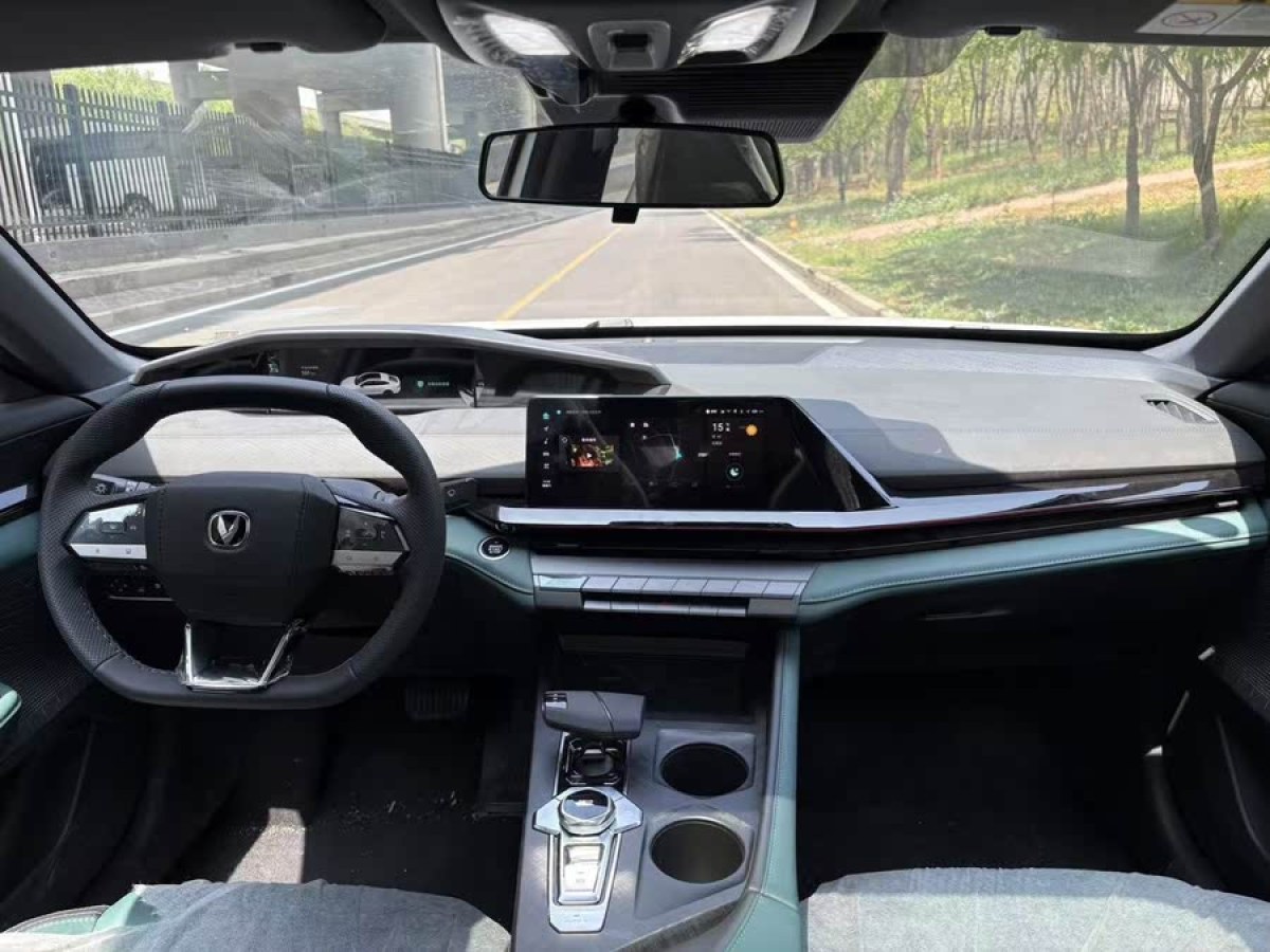 長安 長安UNI-V 智電iDD  2024款 藍鯨智電iDD 136km 智尊型圖片