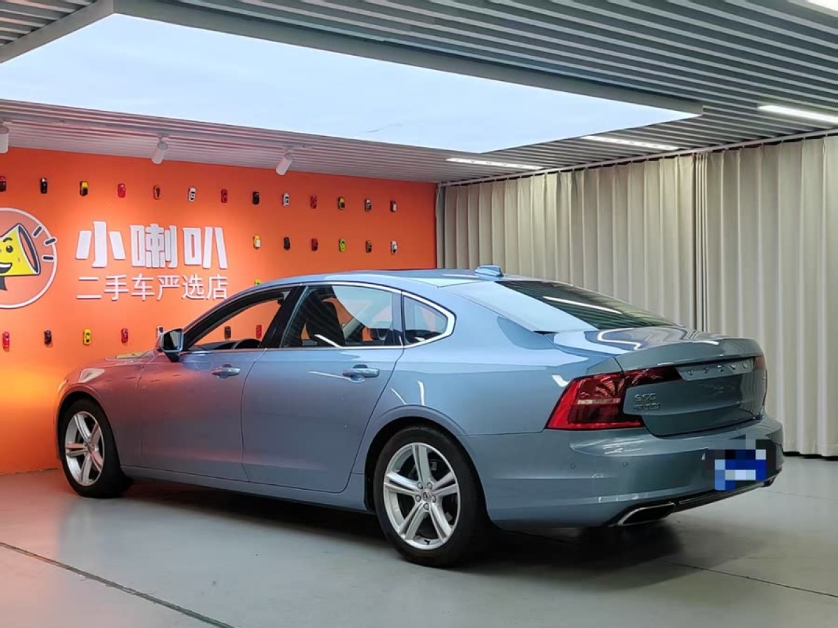 沃爾沃 S90  2018款 T4 智遠(yuǎn)版圖片