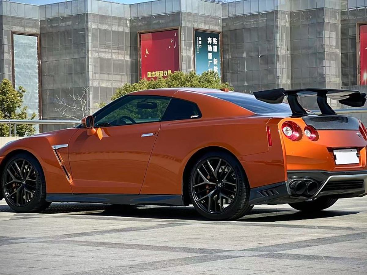 日產(chǎn) GT-R  2017款 3.8T 旗艦版圖片