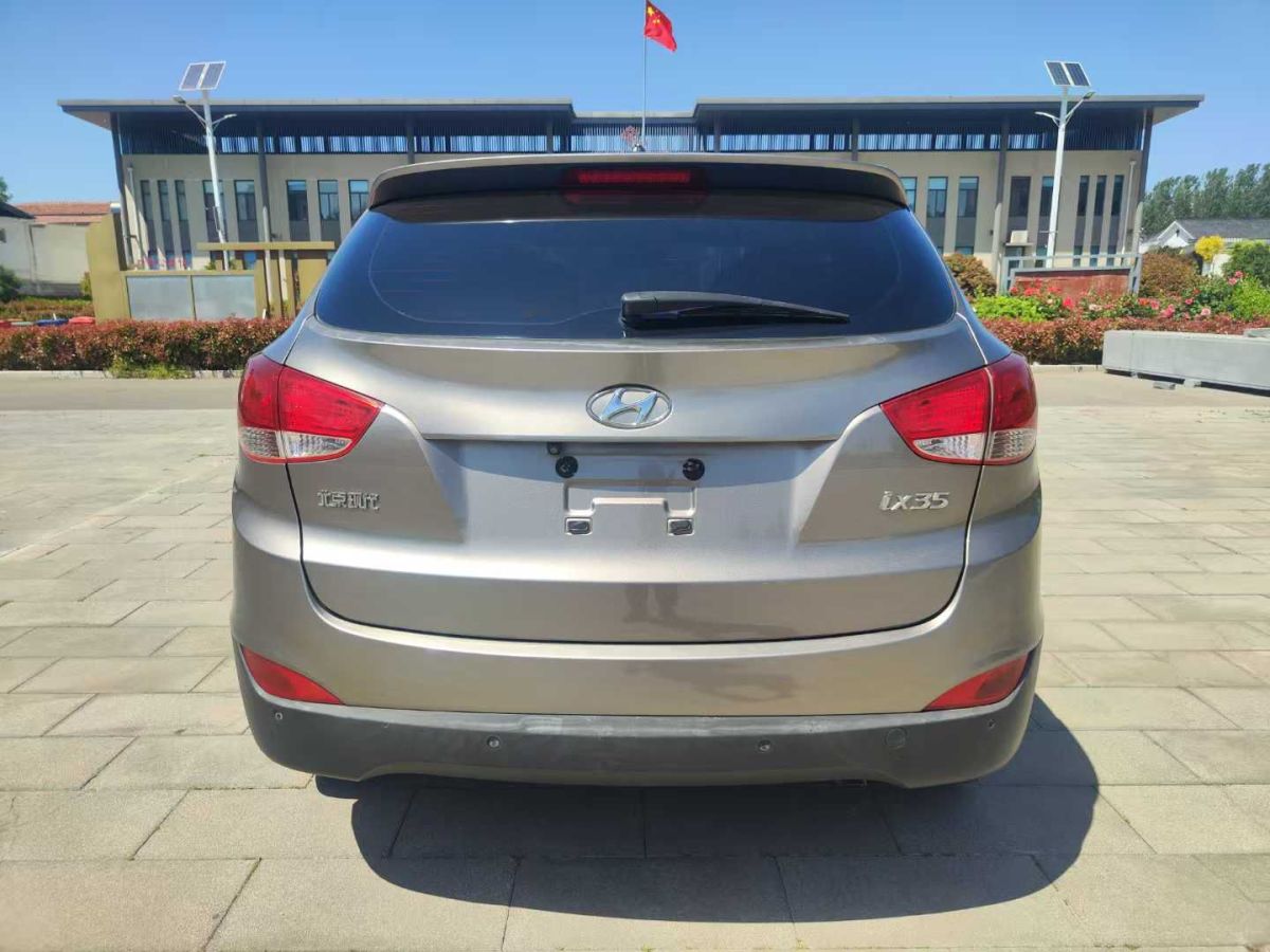 現(xiàn)代 ix35  2015款 2.0 GLS 四驅(qū)智能型圖片